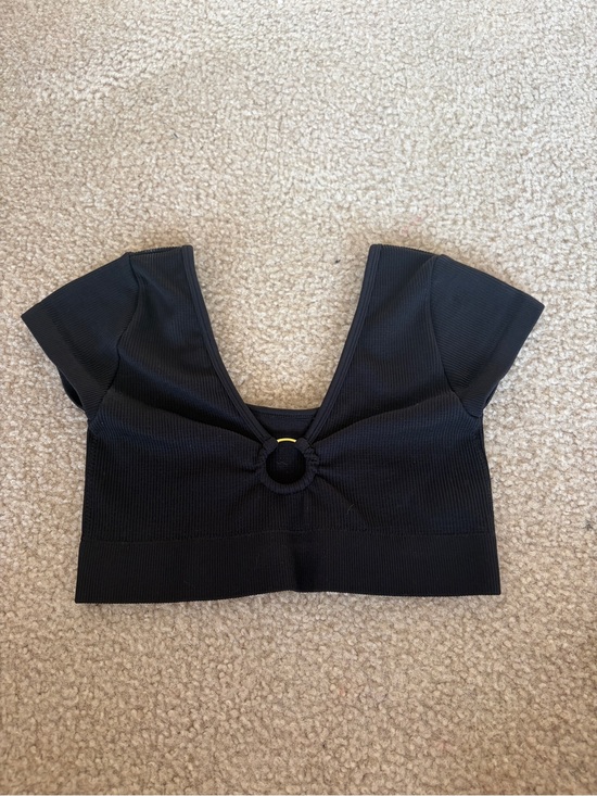 American Eagle Outfitters Tops - American Eagle Outfitters Black Ring-Detail Ribbed Crop Top
